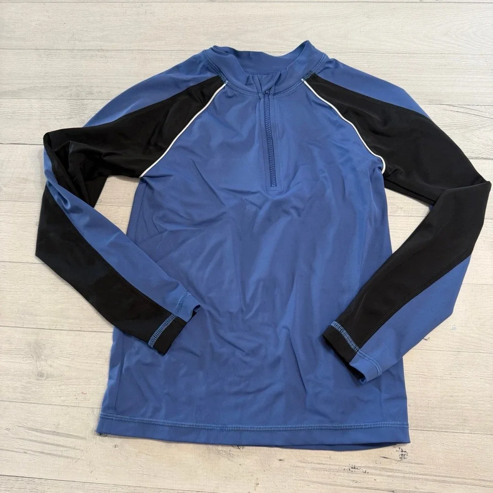 Hanna Andersson kids blue long sleeve quarter zip rash guard 130/8‎